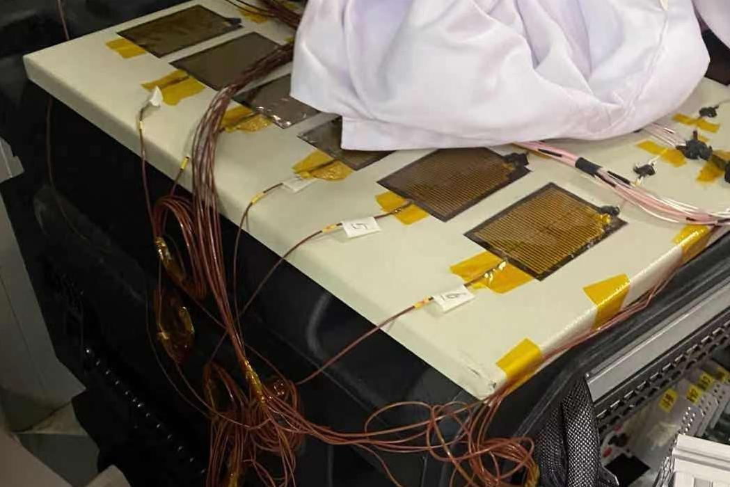 熱控與測量設(shè)備